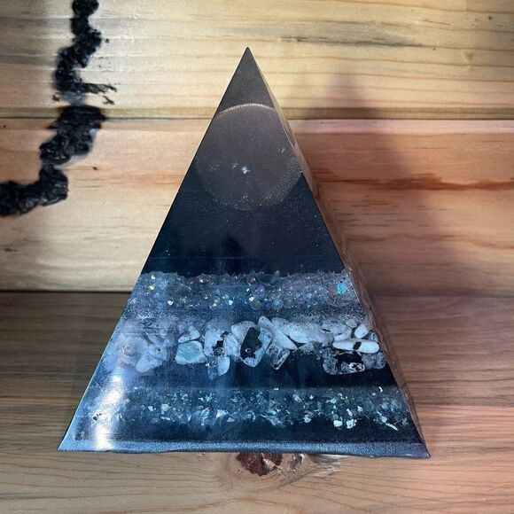 Resin Pyramid  - Picture 2 of 4